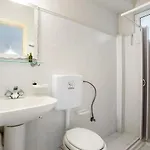 Dolphin 5 * Keri